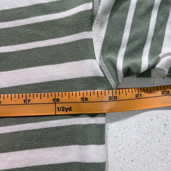 Buckle Striped T-shirt size medium no rips or flaws soft well loved green white - Picture 3 of 4